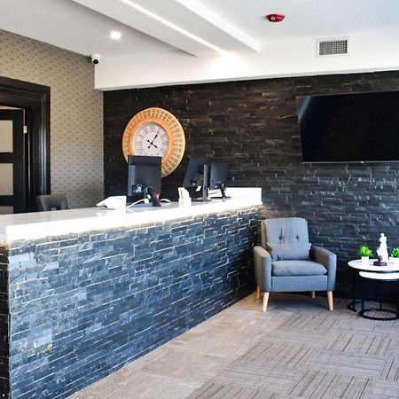 Big Bird Inn Wawa, Surestay Collection By Best Western Exterior foto