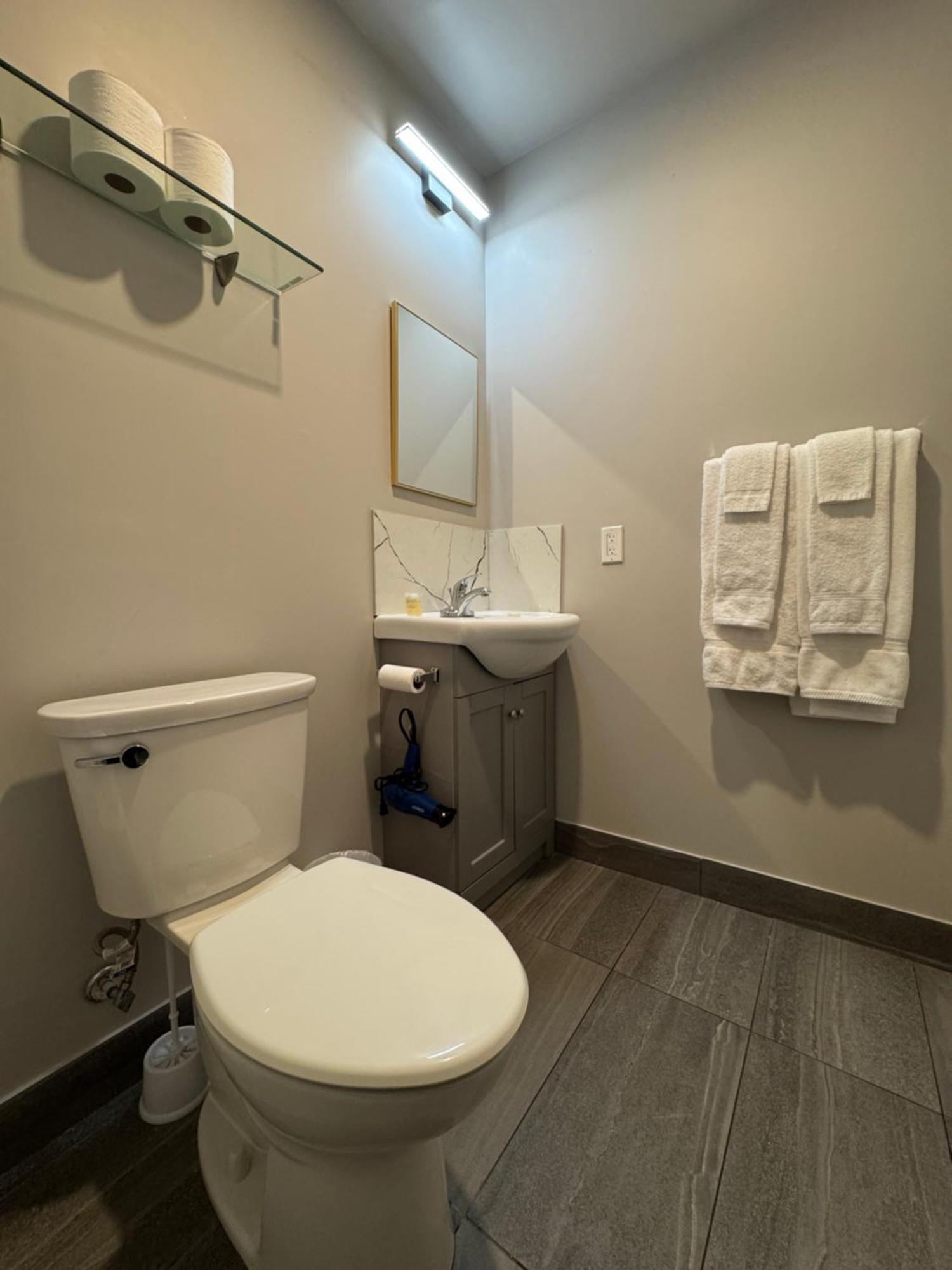 Big Bird Inn Wawa, Surestay Collection By Best Western Exterior foto